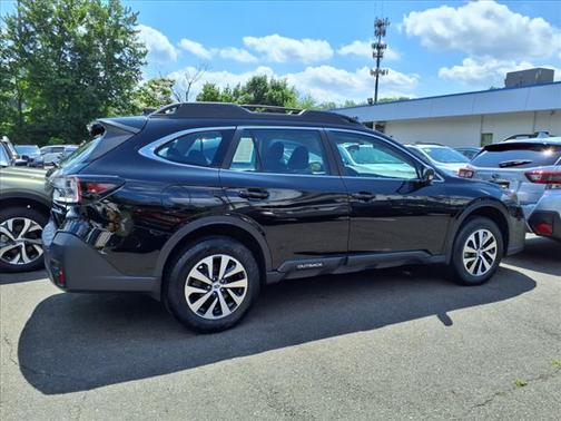 2022 Subaru Outback Base