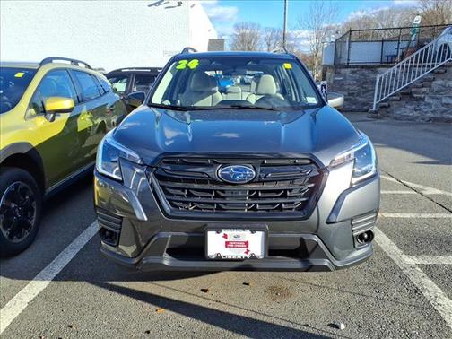 2024 Subaru Forester Base