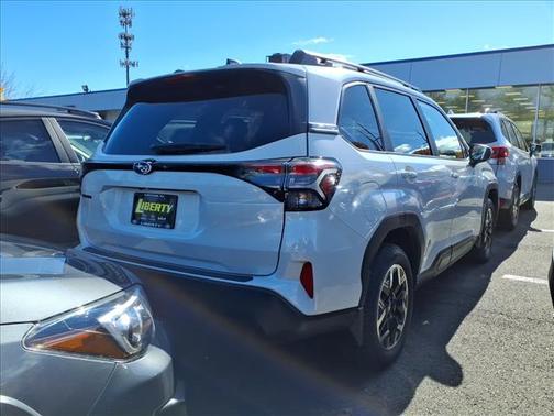 2025 Subaru Forester Premium