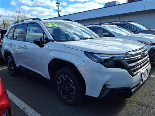 Crystal White Pearl 2025 Subaru Forester Premium