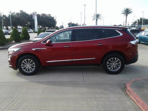2023 Buick Enclave Essence FWD