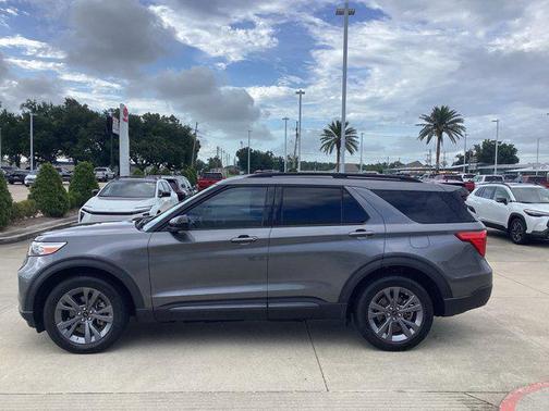 Carbonized Gray Metallic 2023 Ford Explorer XLT