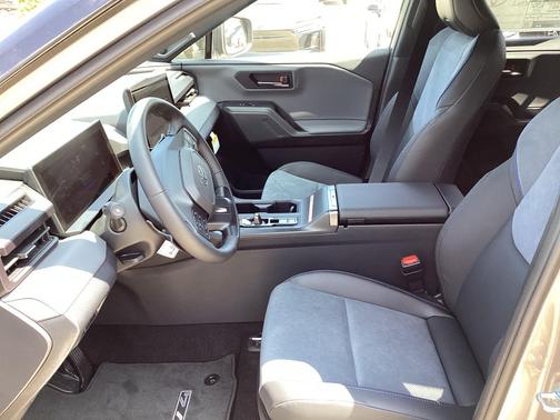 Meteor Shower w/Black Roof 2026 Toyota RAV4 Plug-In Hybrid SE
