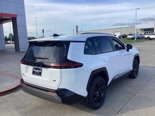 Ice Cap 2026 Toyota RAV4