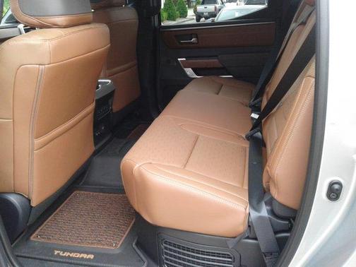 2025 Toyota Tundra Hybrid 1794 Edition