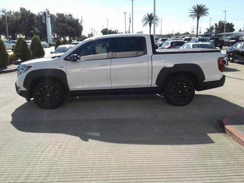 2023 Honda Ridgeline Black