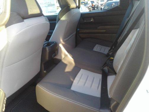 2026 Toyota Tacoma Hybrid TRD Off Road