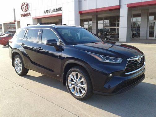2026 Toyota Highlander Hybrid Limited