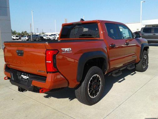 2025 Toyota Tacoma TRD Off Road