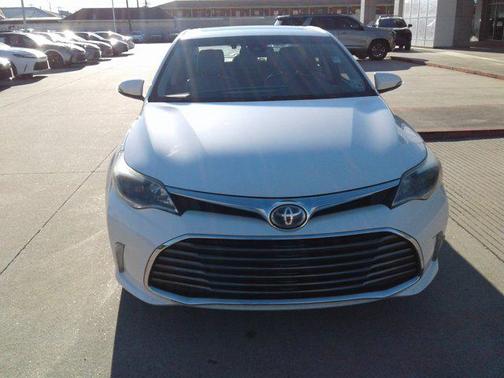 2018 Toyota Avalon Hybrid Limited