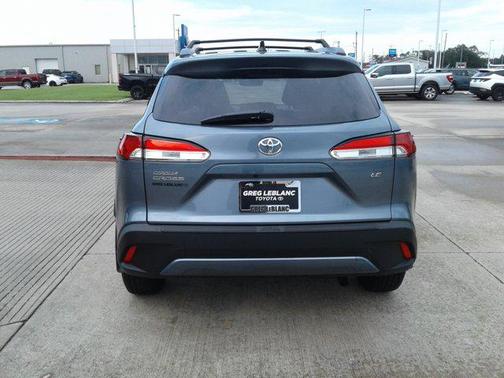 2025 Toyota Corolla Cross LE