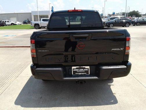 2023 Nissan Frontier PRO-X