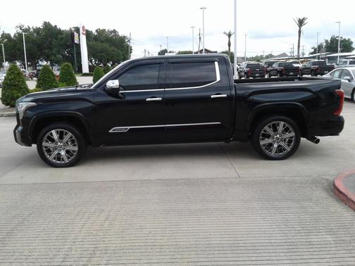 2022 Toyota Tundra Hybrid Capstone
