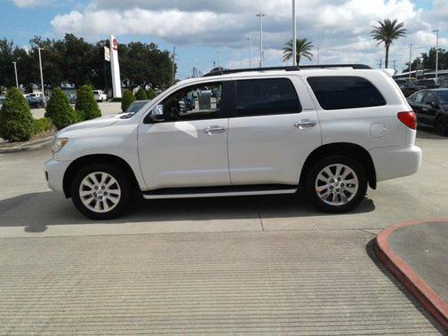 2010 Toyota Sequoia Platinum