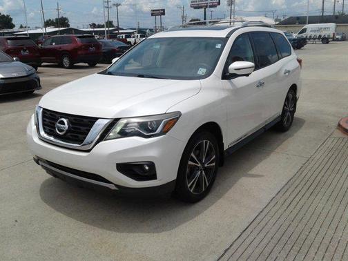 2018 Nissan Pathfinder Platinum