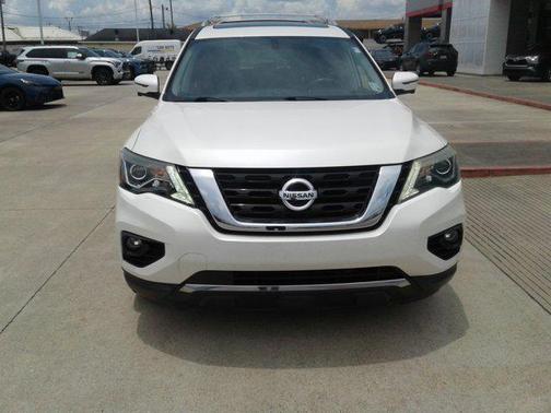 2018 Nissan Pathfinder Platinum