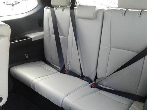 2026 Toyota Highlander Hybrid Base