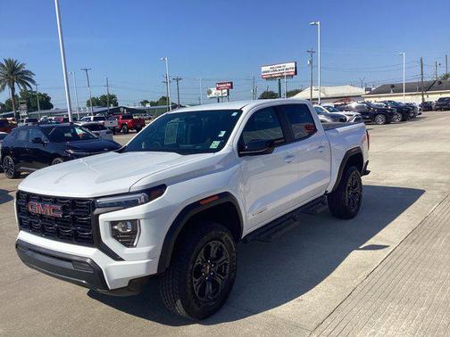 Summit White 2024 GMC Canyon Elevation