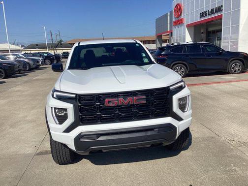 Summit White 2024 GMC Canyon Elevation