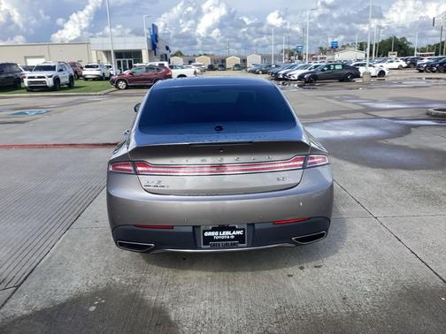 Mocha Metallic 2019 Lincoln MKZ Reserve I
