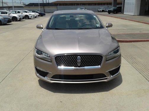 Champagne 2019 Lincoln MKZ Reserve I