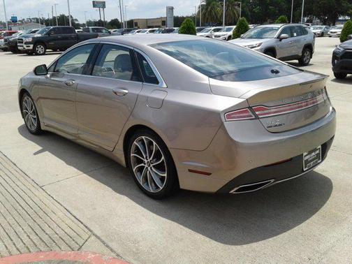 Champagne 2019 Lincoln MKZ Reserve I