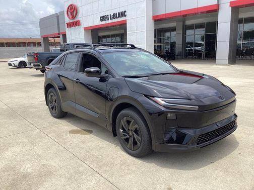 Midnight Black Metallic 2026 Toyota C-HR XSE