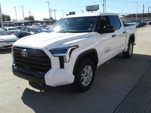 2025 Toyota Tundra SR5