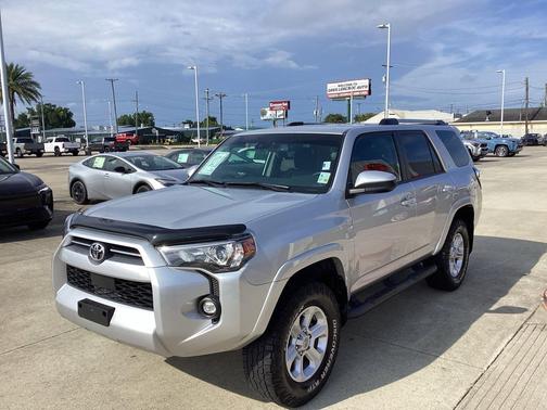 Classic Silver Metallic 2022 Toyota 4Runner SR5
