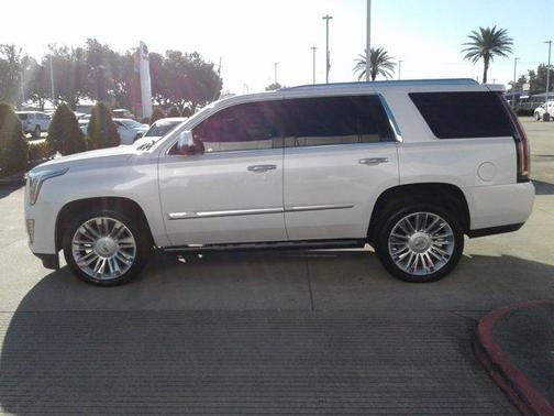 2016 Cadillac Escalade Platinum