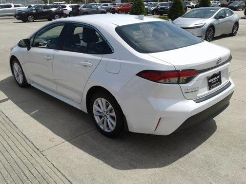 2024 Toyota Corolla Hybrid XLE
