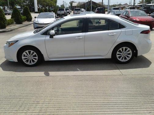 2024 Toyota Corolla Hybrid XLE