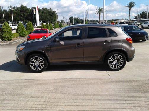 2019 Mitsubishi Outlander Sport SE