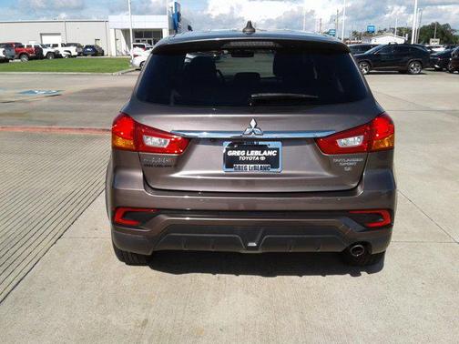 2019 Mitsubishi Outlander Sport SE