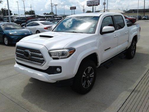 2017 Toyota Tacoma TRD Sport