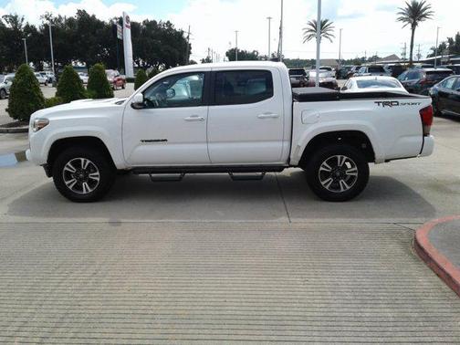 2017 Toyota Tacoma TRD Sport