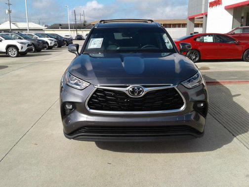 2025 Toyota Highlander Hybrid Limited