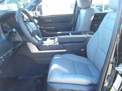 2025 Toyota Tundra SR