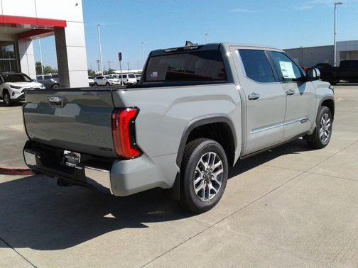 2026 Toyota Tundra Hybrid 1794 Edition