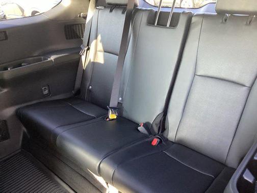 Midnight Black Metallic 2026 Toyota Highlander Hybrid Base