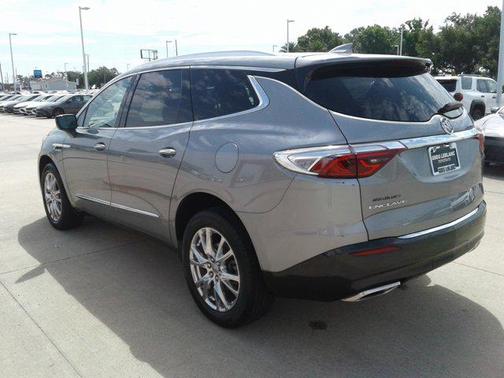 Moonstone Gray Metallic 2023 Buick Enclave Essence FWD