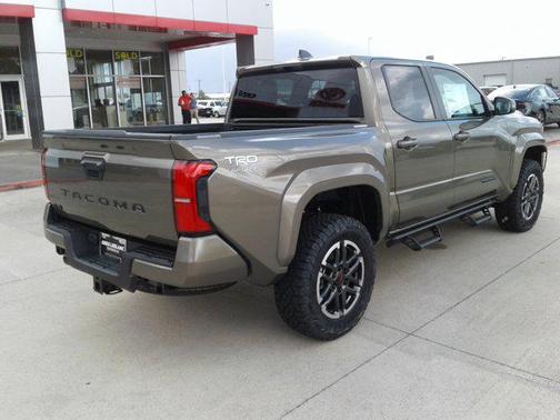 2025 Toyota Tacoma TRD Sport