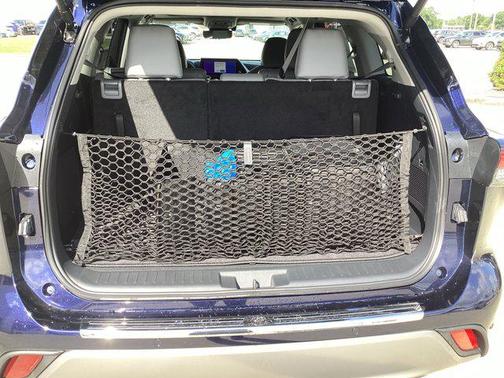 Blueprint 2026 Toyota Highlander Hybrid Platinum