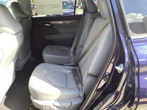 Blueprint 2026 Toyota Highlander Hybrid Platinum