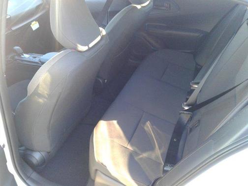 2026 Toyota Prius Plug-In Hybrid 