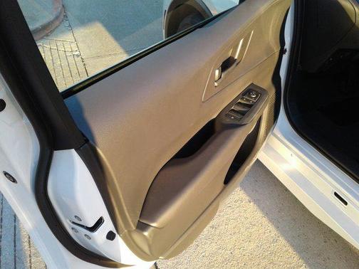 2026 Toyota Prius Plug-In Hybrid 