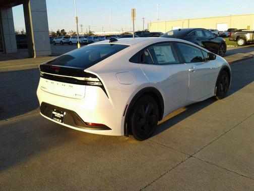 2026 Toyota Prius Plug-In Hybrid 