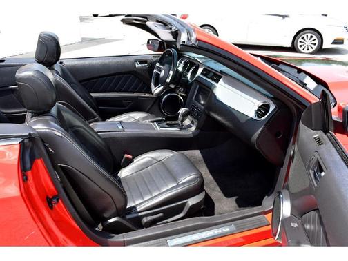 2013 Ford Mustang GT Premium