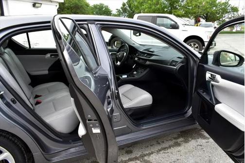 2012 Lexus CT 200h Premium