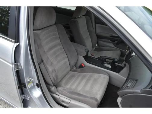 SILVER 2008 Honda Accord LX-P